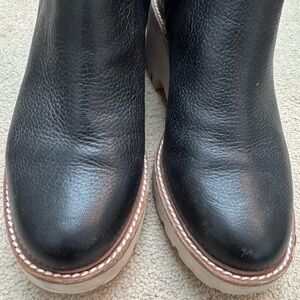 Dolce Vita Black Leather Ankle Boots with Tan Trim